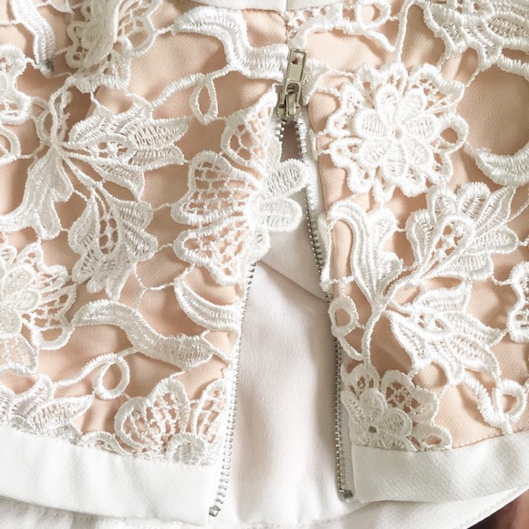 Endless Rose Lace Criss Cross Crop Top Size S - Picture 6 of 8